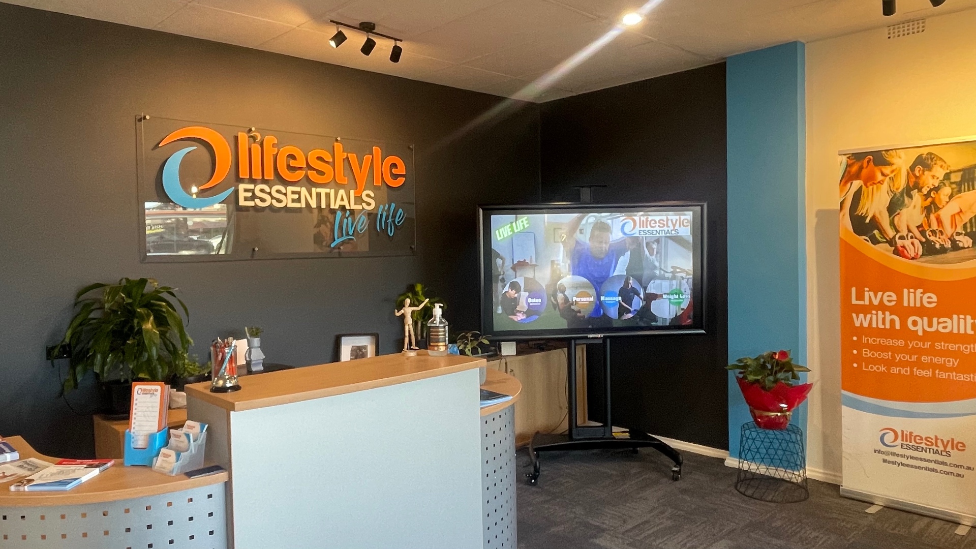 Lifestyle Essentials clinic reception in Mitcham